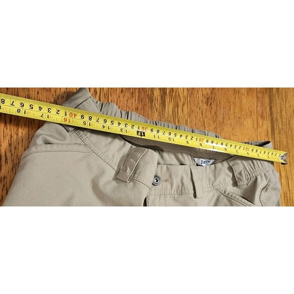 Duluth Capri Cargo Womens Dry on the Fly  beige tan size pants size 16W - Picture 8 of 11